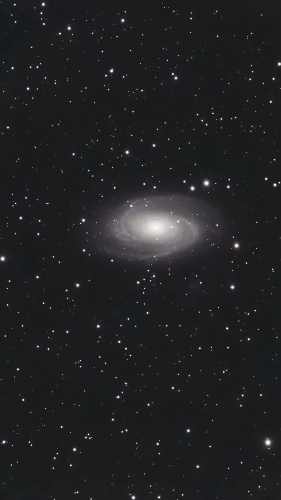 Bodes galax M81 fotograferad med Seestar smart-teleskop från Bortle 6-himmel